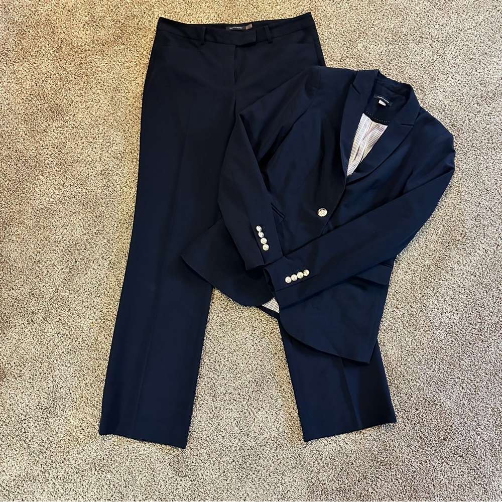 Tommy Hilfiger Suit